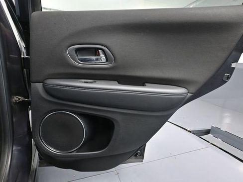 Used 2016 Honda HR-V EX image 38