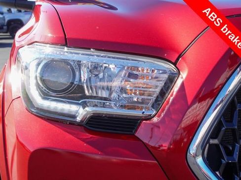 Certified 2018 Toyota Tacoma TRD Sport image 6