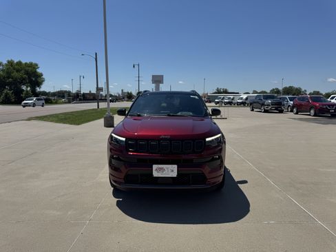 Certified 2022 Jeep Compass High Altitude image 3