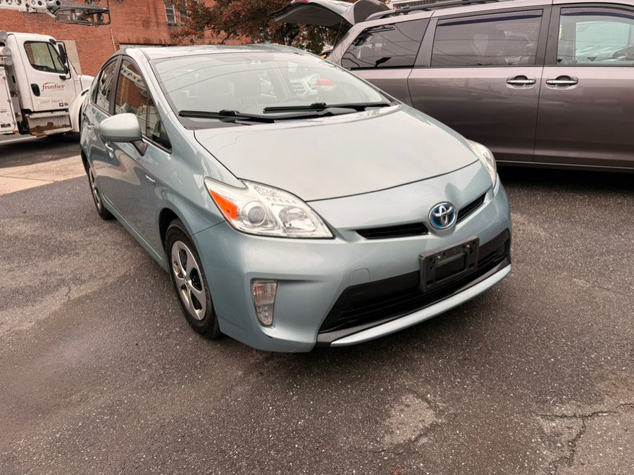 Used 2014 Toyota Prius Three FWD image 4