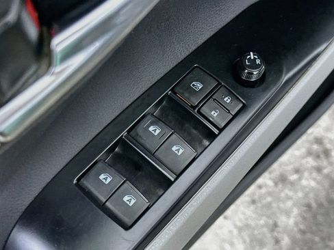 Used 2020 Toyota Camry LE FWD image 20