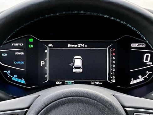 Used 2021 Kia Niro EX Premium image 13