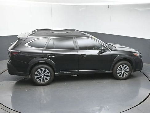 Used 2025 Subaru Outback Premium w/ Tech Package 1 AWD/4WD image 49
