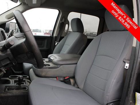 Used 2017 RAM 3500 Tradesman w/ Chrome Appearance Group image 16