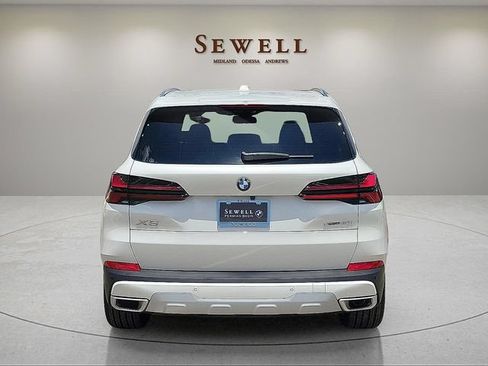 Used 2026 BMW X5 sDrive40i w/ Premium Package RWD image 4