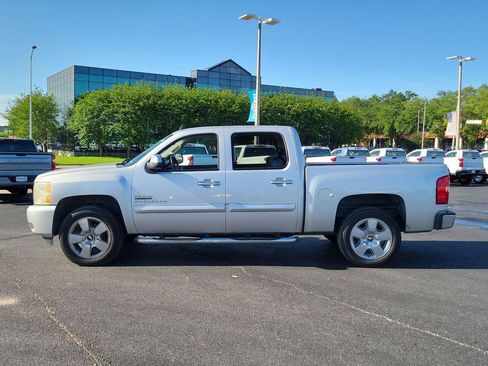 Used 2011 Chevrolet Silverado 1500 LT w/ Texas Edition image 3