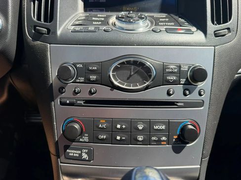 Used 2010 INFINITI G37 Journey w/ Premium Pkg RWD image 26