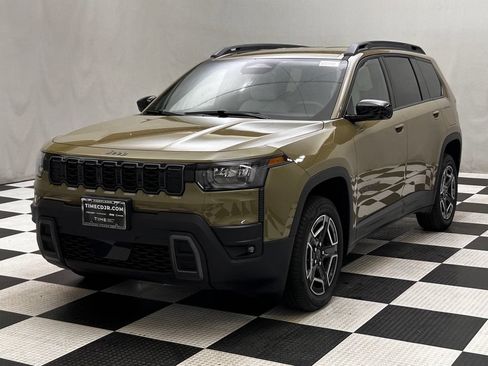 New 2026 Jeep Cherokee Laredo AWD/4WD image 4