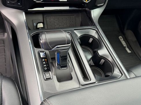 Used 2023 Ford F150 Lariat w/ Trailer Tow Package image 26