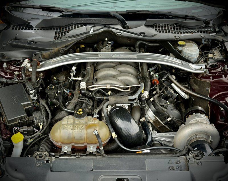 Used 2018 Ford Mustang GT Premium w/ GT Performance Package RWD image 25