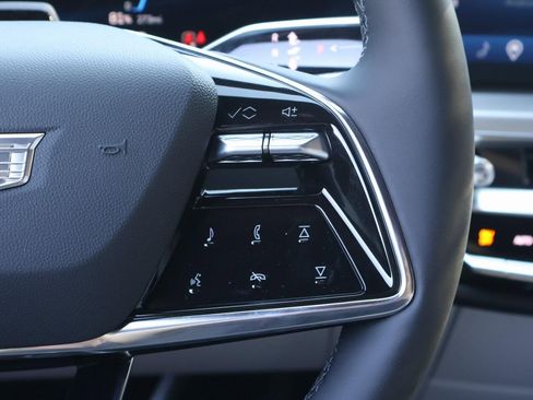 New 2026 Cadillac Lyriq Luxury image 21