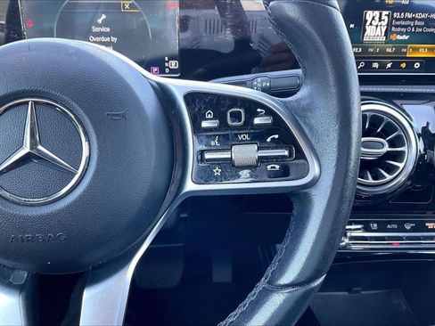 Used 2021 Mercedes-Benz A 220 image 19