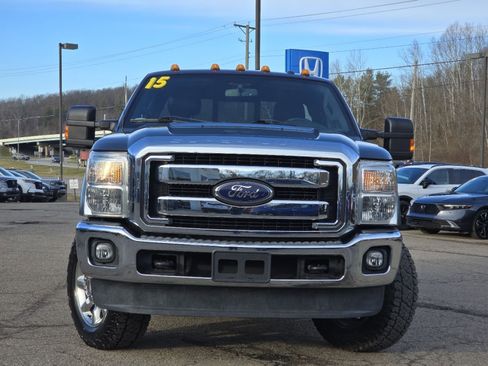 Used 2015 Ford F250 Lariat w/ Lariat Interior Package image 6