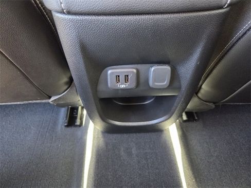 Used 2022 Chevrolet Colorado ZR2 w/ Colorado ZR2 Bison Edition image 16