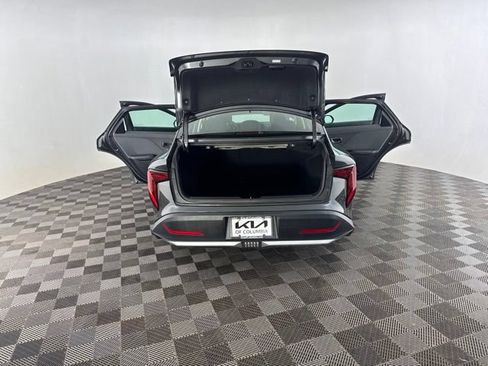 Certified 2025 Kia K4 EX FWD image 17