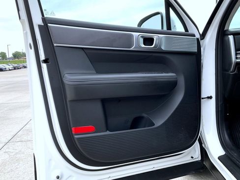 Certified 2026 Hyundai Santa Fe SEL AWD/4WD image 9