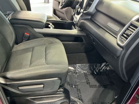 Used 2025 RAM 1500 Big Horn AWD/4WD image 12