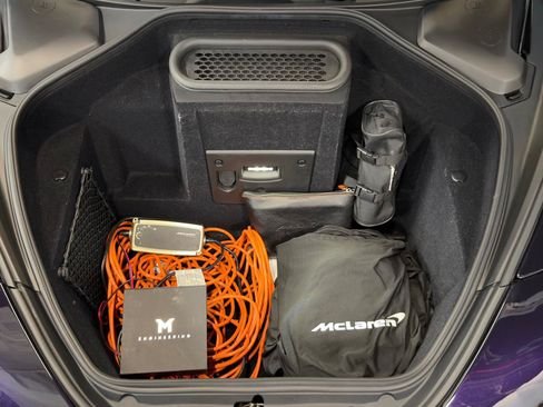 Used 2022 McLaren 720S Performance RWD image 34