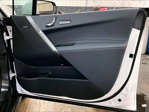 Certified 2026 BMW iX xDrive45 w/ M Sport Package image 26