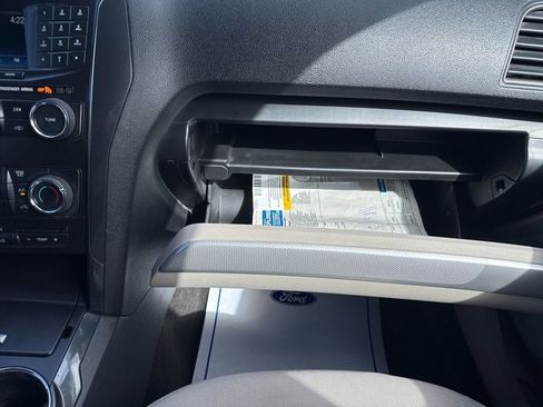 Used 2018 Ford Explorer FWD image 42