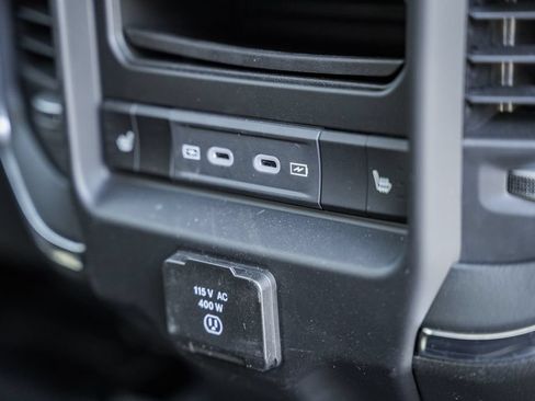 New 2026 RAM 3500 Laramie AWD/4WD image 42