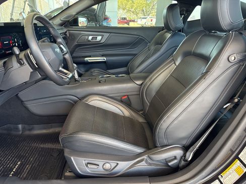 Used 2024 Ford Mustang GT Premium image 14