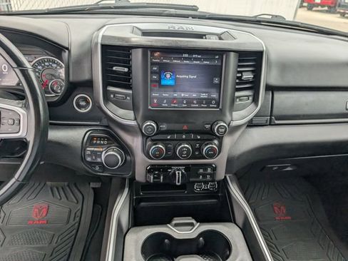 Used 2021 RAM 1500 Big Horn AWD/4WD image 3