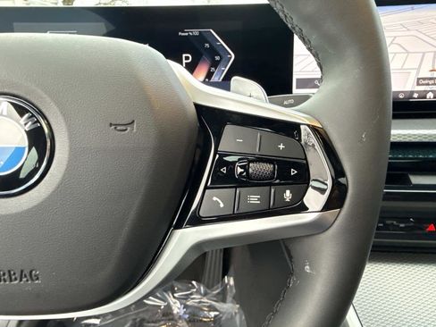 Certified 2025 BMW 330i xDrive Sedan w/ Premium Package image 23