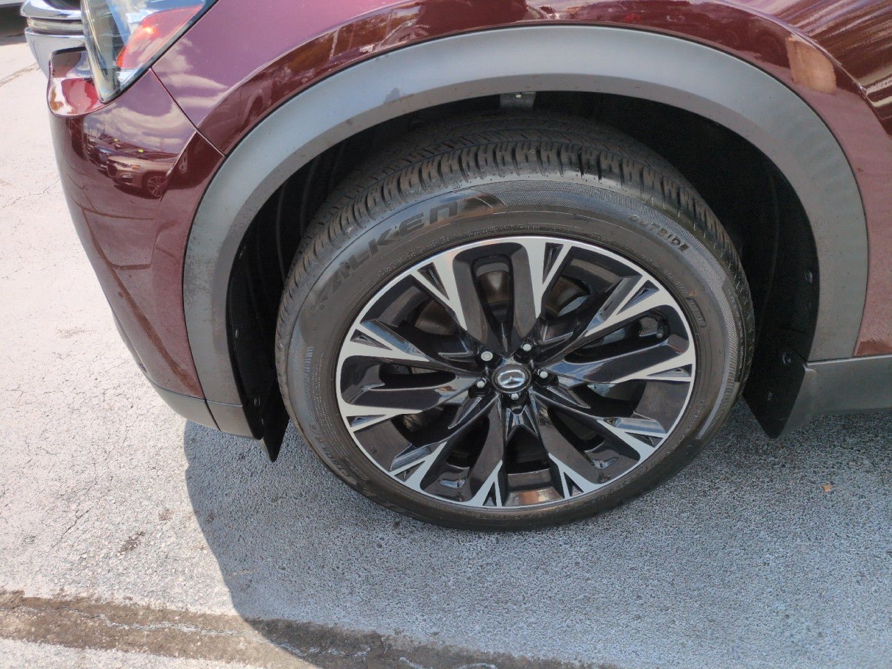 Used 2024 MAZDA CX-90 Plug-In Hybrid w/ Premium Plus AWD/4WD image 9