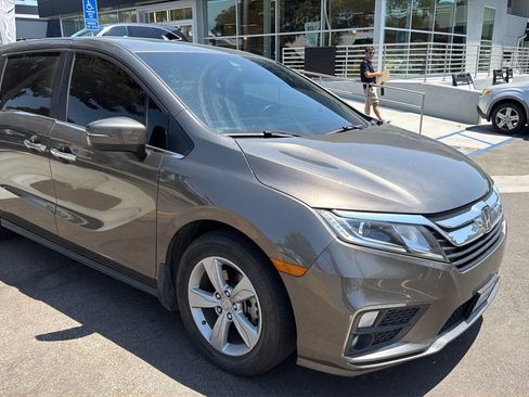 Used 2020 Honda Odyssey EX-L image 2