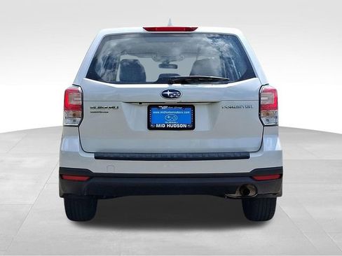 Used 2018 Subaru Forester 2.5i AWD/4WD image 5