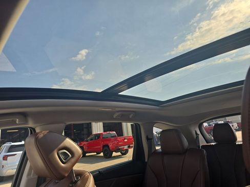 Used 2023 Acura MDX Technology image 28