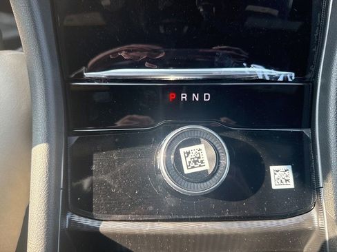 New 2025 Jeep Grand Cherokee L Laredo image 33