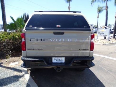 Used 2022 Chevrolet Silverado 1500 Custom Trail Boss AWD/4WD image 3