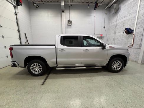Used 2020 Chevrolet Silverado 1500 LT w/ All-Star Edition AWD/4WD image 3