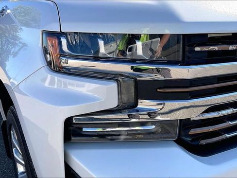 Used 2020 Chevrolet Silverado 1500 High Country w/ Technology Package AWD/4WD image 28