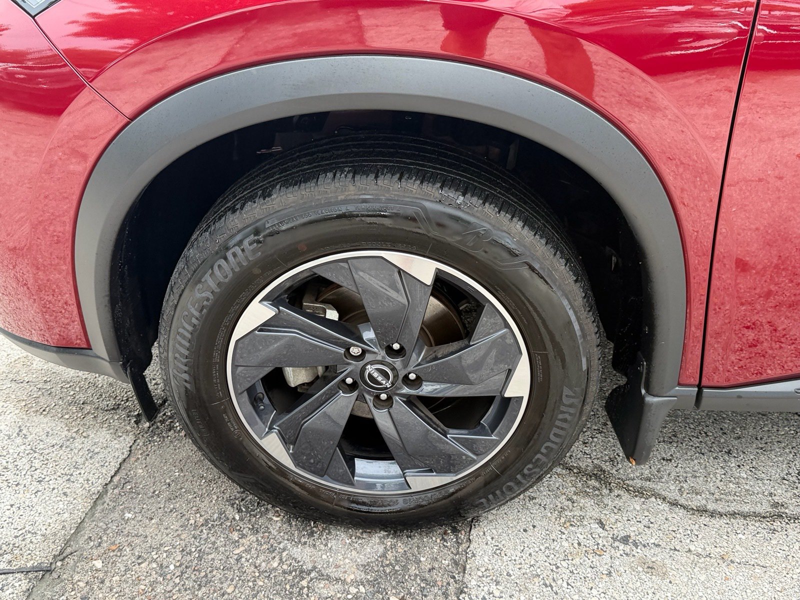 Used 2024 Nissan Rogue SV FWD image 19