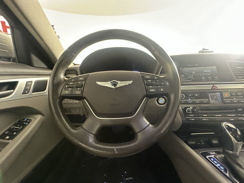 Used 2017 Genesis G80 3.8 w/ Option Group 02 image 30