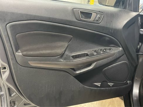 Used 2020 Ford EcoSport SE w/ SE Convenience Package image 25
