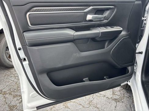 New 2026 RAM 1500 4x4 Crew Cab image 15