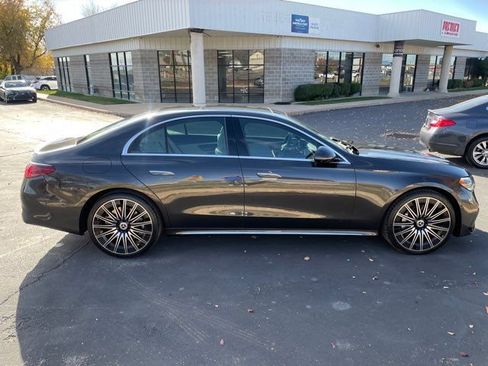 Used 2024 Mercedes-Benz E 450 4MATIC Sedan image 4