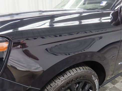 Used 2025 Ford Expedition Max Platinum AWD/4WD image 55