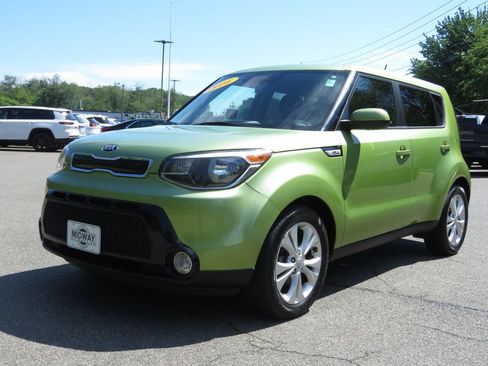 Used 2016 Kia Soul + FWD image 1