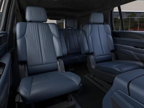 New 2025 Cadillac Escalade IQ Luxury 2 AWD/4WD image 17