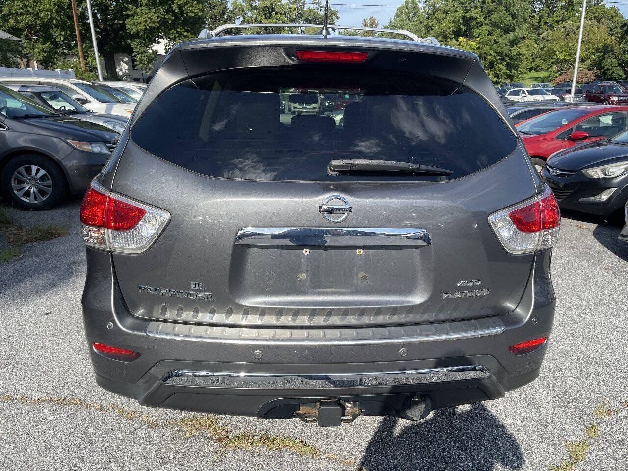 Used 2015 Nissan Pathfinder 4WD image 6