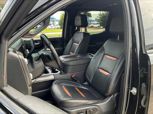 Used 2021 GMC Sierra 1500 AT4 w/ AT4 Value Package AWD/4WD image 8