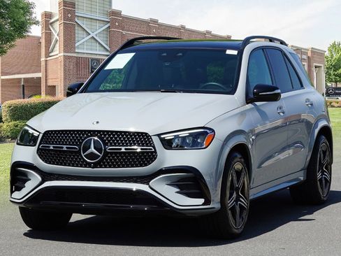 Certified 2025 Mercedes-Benz GLE 450e 4MATIC image 4