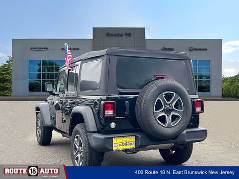 Used 2022 Jeep Wrangler Unlimited Sport AWD/4WD image 4