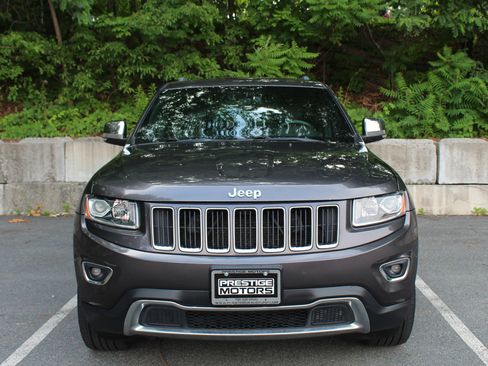 Used 2014 Jeep Grand Cherokee Limited w/ Trailer Tow Group IV AWD/4WD image 3