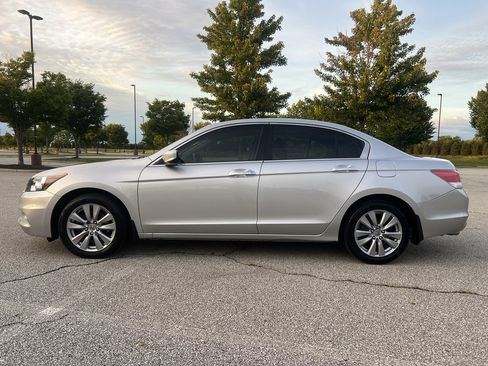 Used 2012 Honda Accord EX-L image 2